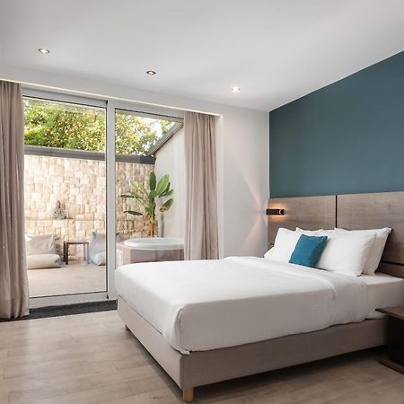 Sette Suites & Rooms - Adults Only Ксилокастро Экстерьер фото