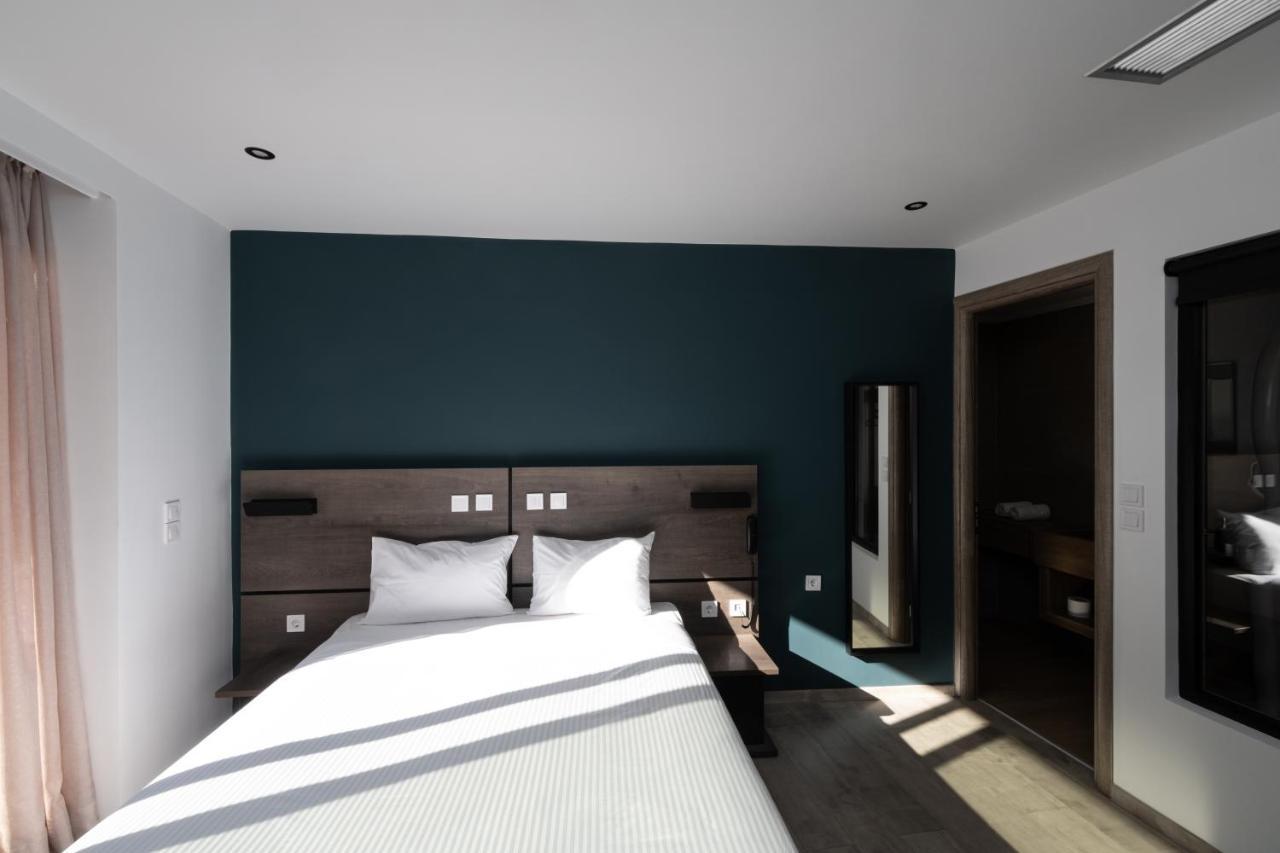 Sette Suites & Rooms - Adults Only Ксилокастро Экстерьер фото
