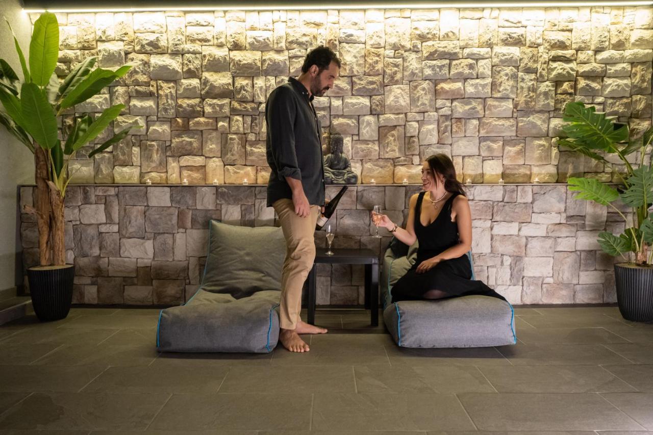 Sette Suites & Rooms - Adults Only Ксилокастро Экстерьер фото