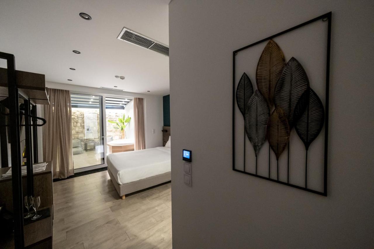 Sette Suites & Rooms - Adults Only Ксилокастро Экстерьер фото