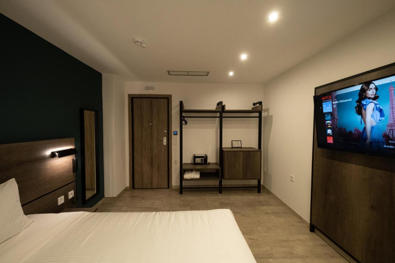 Sette Suites & Rooms - Adults Only Ксилокастро Экстерьер фото
