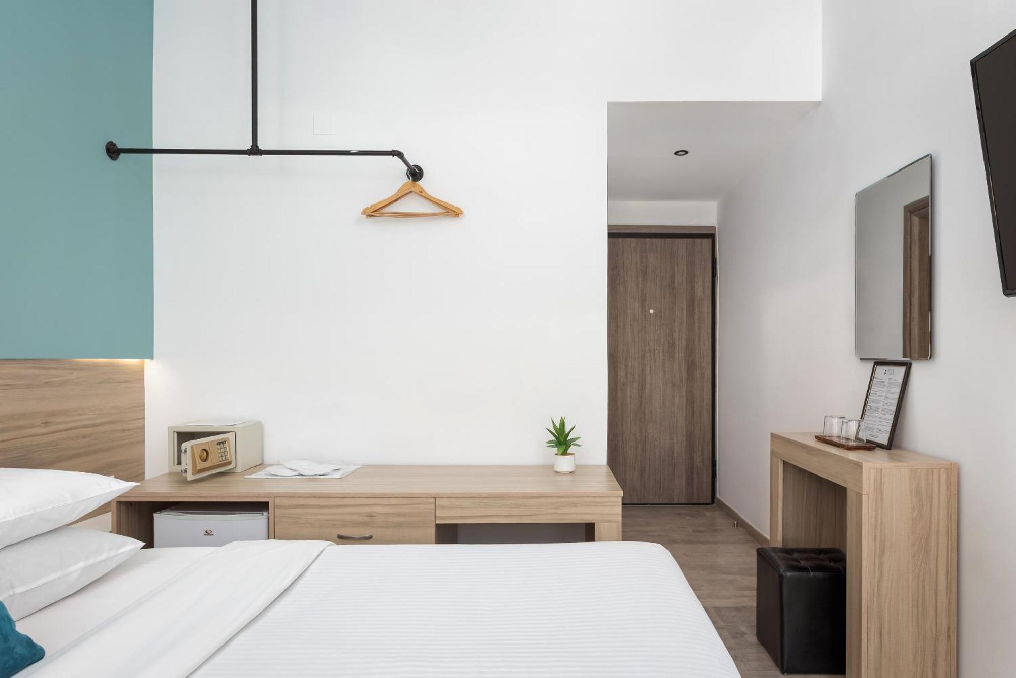 Sette Suites & Rooms - Adults Only Ксилокастро Экстерьер фото