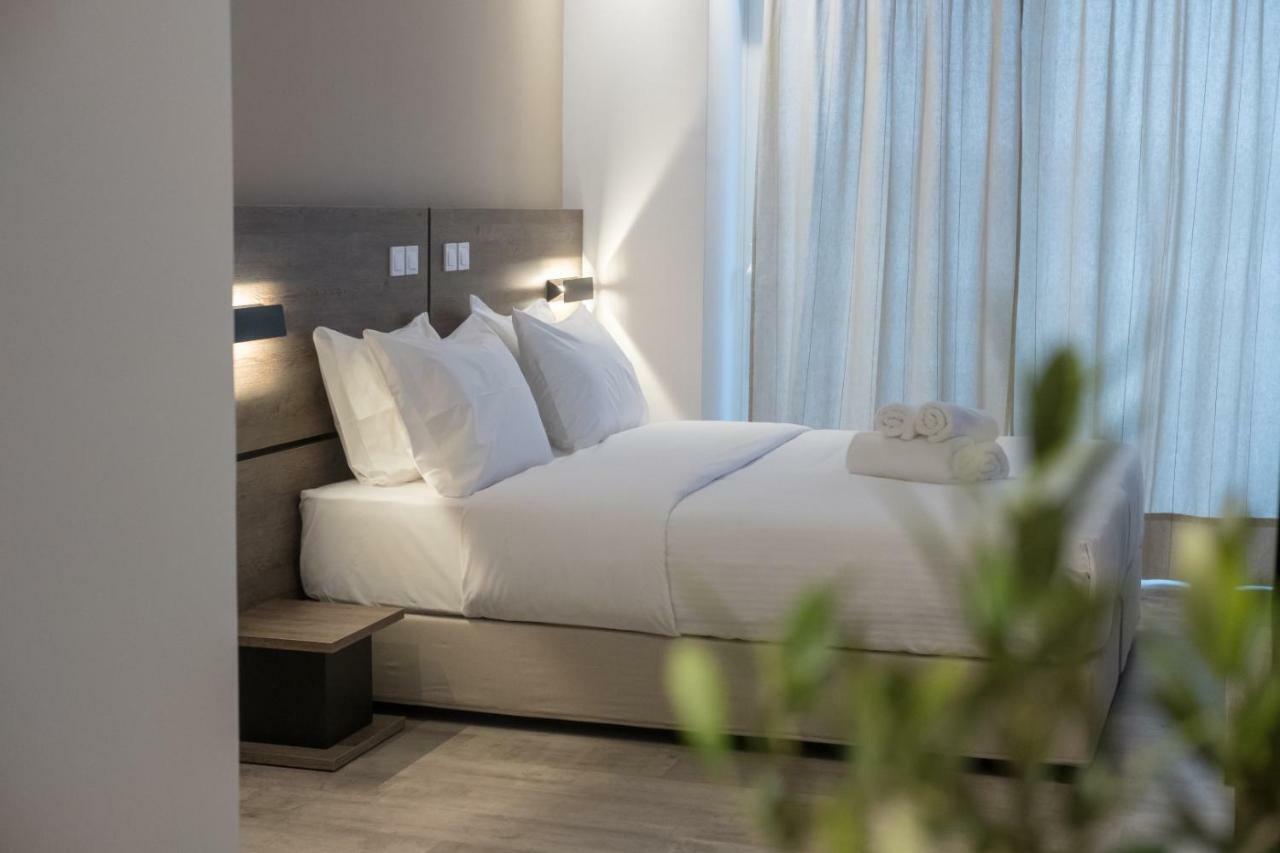 Sette Suites & Rooms - Adults Only Ксилокастро Экстерьер фото