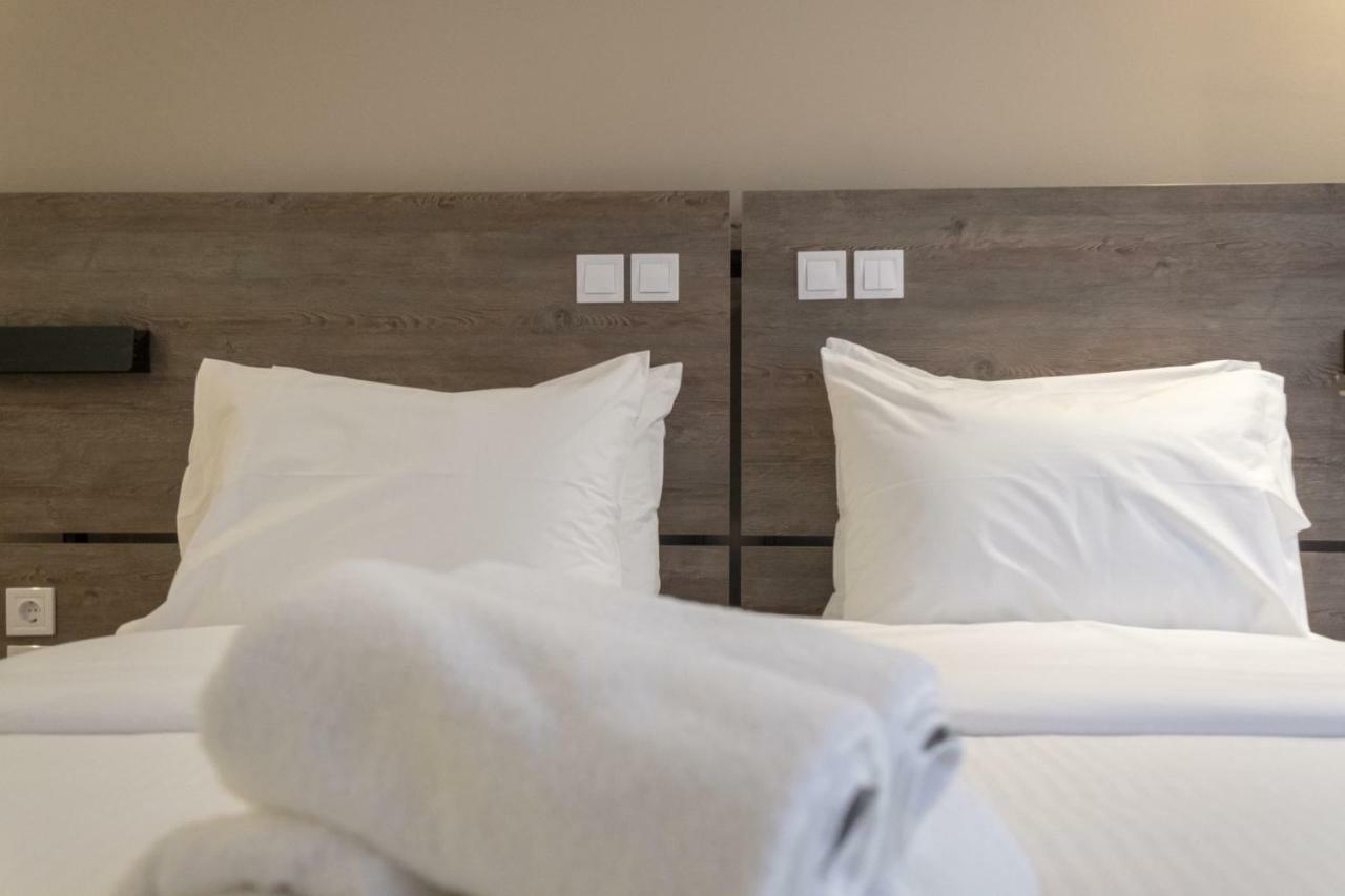 Sette Suites & Rooms - Adults Only Ксилокастро Экстерьер фото